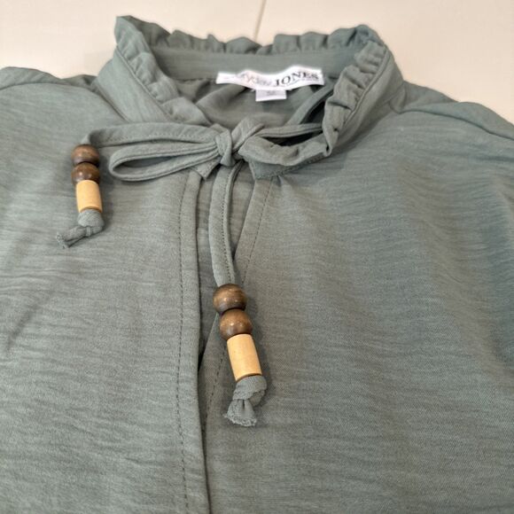 Everyday Jones Sleeveless Blouse Womens XS Olive Ruffle Neck Beaded Tie Top - Picture 3 of 8